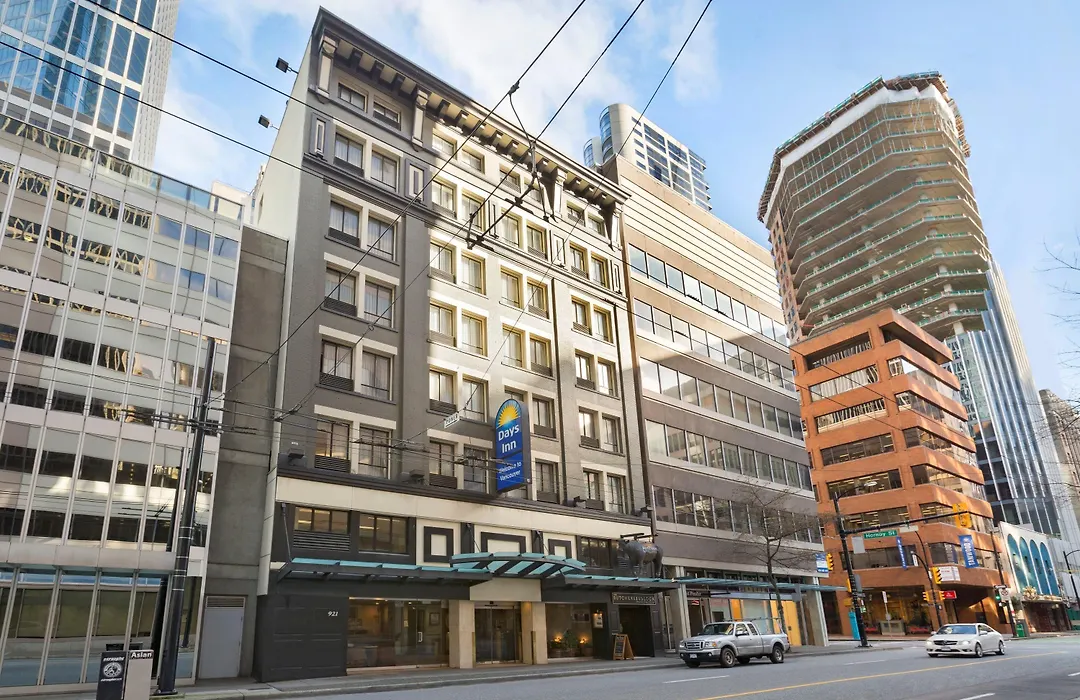 Days Inn By Wyndham Vancouver Downtown-1